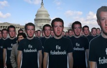 Возмущенные пользователи Facebook привели к Капитолию "армию клонов" Цукерберга (фото)