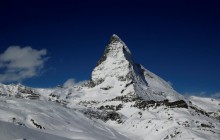 Заснеженный Маттерхорн: Reuters поделился невероятными весенними фото швейцарских Альп