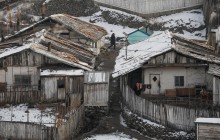 Нищета, блеклость и тлен: журналисты засняли реальную жизнь в КНДР (фоторепортаж)
