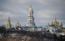 На территории Киево-Печерской Лавры активисты насчитали 20 тысяч квадратных метров незаконных застроек (видео)