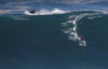 В Іспанії арештували хвору на COVID-19 серфінгістку (відео)