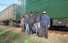 На Харківщині затримали групу нелегалів, що намагались виїхати до РФ у вантажному поїзді