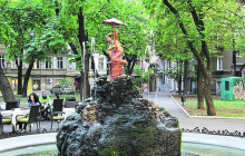 В Одесі відновили пошкоджений вандалами пам'ятник архітектури "Німфа"