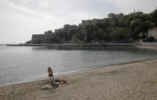 Черногория повторно вводит карантинные меры из-за COVID-19