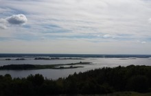 На дамбе через реку Ирпень взорваны шлюзы: вода затапливает долину реки