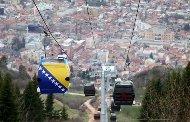 В Сараево спустя 26 лет после войны восстановили популярную канатную дорогу на гору Требевич (фоторепортаж)