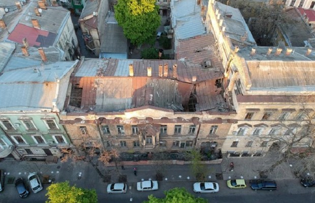 В Одессе обрушилась крыша дома, где Гоголь работал над вторым томом "Мертвых душ"