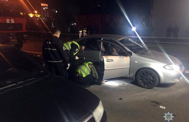 В Киеве на Позняках погиб мужчина в результате взрыва автомобиля