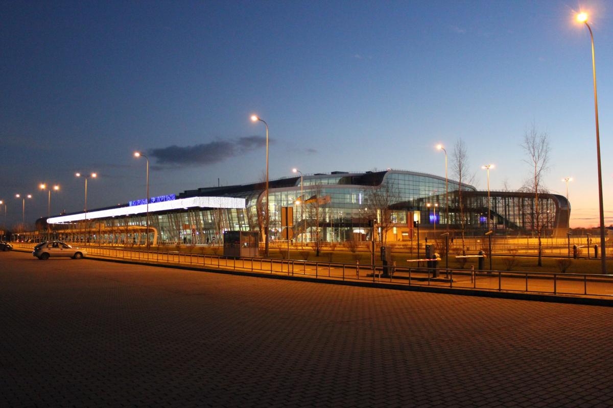 Аеропорт може відновити роботу вже 15 червня / фото facebook.com/LvivAirport