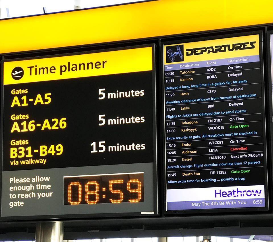 Электронное табло в лондонском аэропорту Хитроу