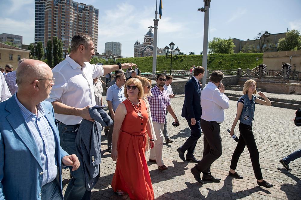 Кличко проінспектував низку локацій, де відбуватимуться заходи до фіналу ЛЧ / фото kiev.klichko.org