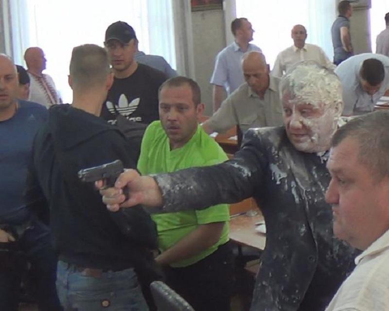 Поліція має розставити в інциденті всі крапки над і / Фото city-nikopol.com.ua Поліція має розставити в інциденті всі крапки над і / Фото city-nikopol.com.ua