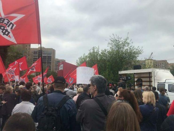 Митинг был инициирован движением Левый фронт / фото Лентач