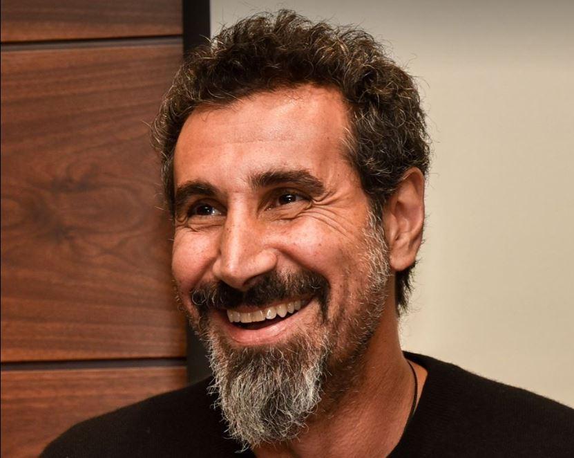 Серж Танкян прибыл в Армению, чтобы поддержать революцию / Facebook, Serj Tankian