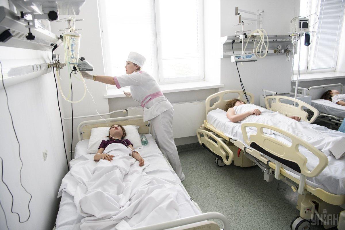 В Винницкой области в больнице из-за отравления остаются 12 человек / фото УНИАН