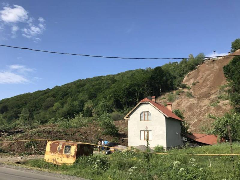 На Закарпатье сошел оползень / ГСЧС На Закарпатье сошел оползень / ГСЧС