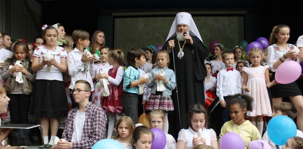 У заході взяли участь більше двохсот дітей та молоді / orthodox-kr.org.ua