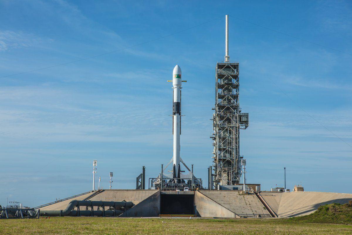 Spacex перенес запуск ракеты / фото twitter.com/spacex Spacex перенес запуск ракеты / фото twitter.com/spacex