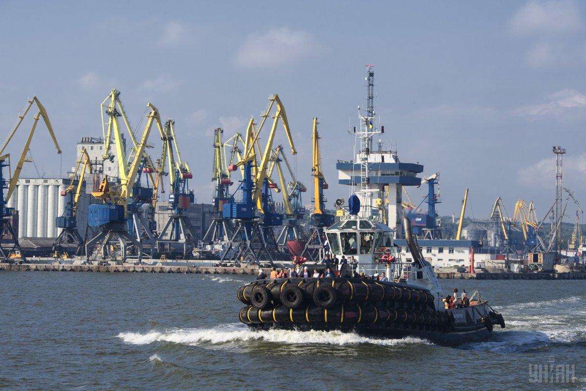 Ukrainian MP: Russia begins de-facto blockade of Ukraine's Azov Sea ports | UNIAN