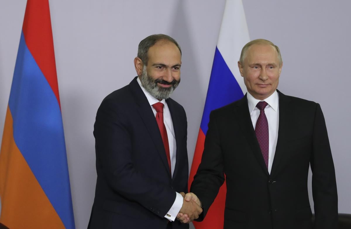 Россия готовит операцию по смене власти в Армении: Reuters раскрыл секретную схему Кремля