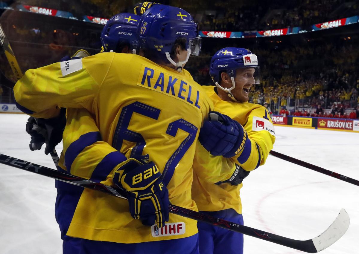 Збірна Швеції переграла Росію і посіла перше місце у групі / REUTERS