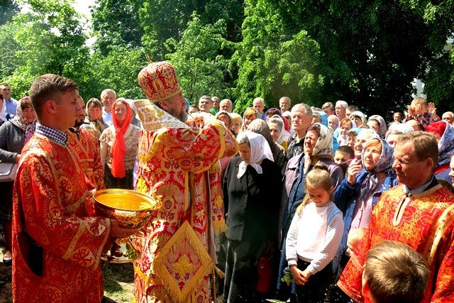 Рівно чверть століття тому в монастирі була відслужена перша літургія / pravoslavie.poltava.ua