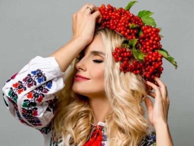 Ірина Федишин привітала своїх шанувальників в соцмережі / Instagram Ірина Федишин привітала своїх шанувальників в соцмережі / Instagram