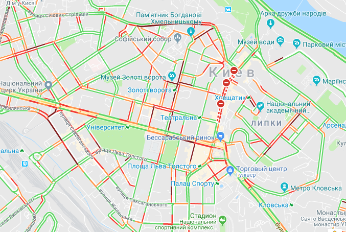 Центр Києва паралізували затори / скріншот