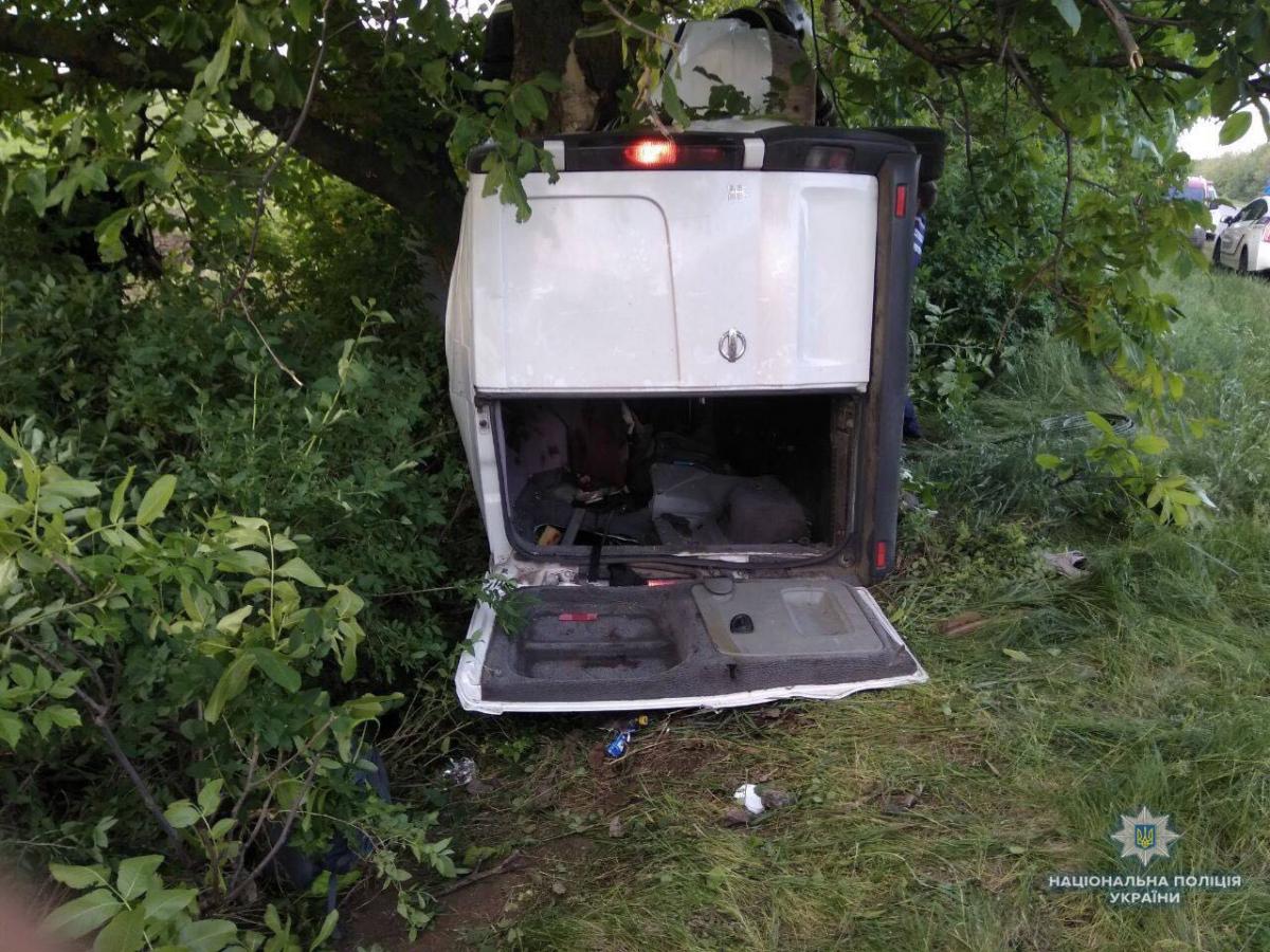 Під Миколаєвом сталась страшна ДТП / ГУ НП в Миколаївській області Під Миколаєвом сталась страшна ДТП / ГУ НП в Миколаївській області