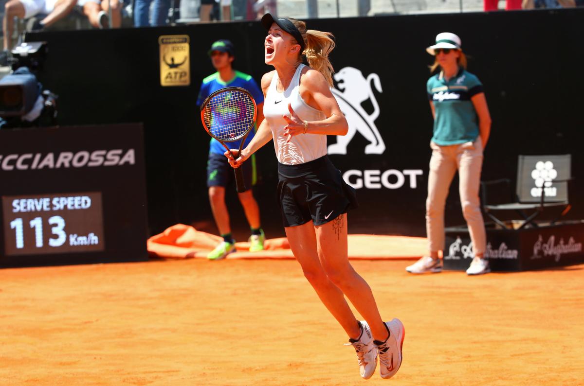 Элина Свитолина празднует победу в Риме / REUTERS
