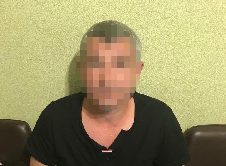 Преступника экстрадируют на родину / Фото dp.npu.gov.ua Преступника экстрадируют на родину / Фото dp.npu.gov.ua
