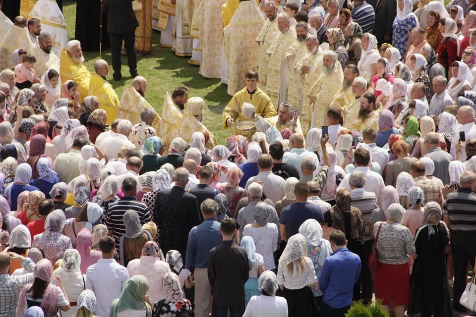 Престольне свято Свалявського жіночого монастиря / m-church.org.ua Престольне свято Свалявського жіночого монастиря / m-church.org.ua