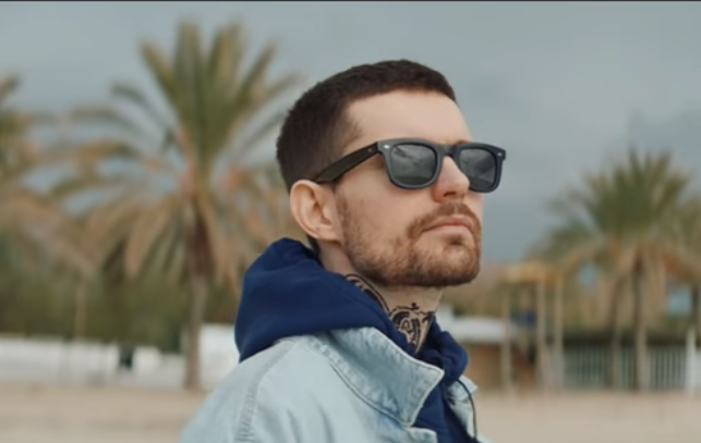 Noize MC презентовал хип-хоперу "Орфей и Эвридика" / скриншот