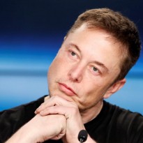 Илон Маск купил акции Tesla на 10 миллионов долларов