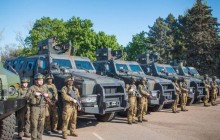 В Одессе отмечают четвертую годовщину трагедии второго мая: на улицу вывели бронетехнику и спецназовцев (видео)