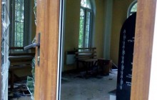 В Ровенской области полиция начала расследовать факт повреждения часовни на еврейском кладбище