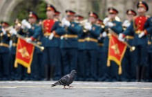 Советская символика и "терминаторы": в Москве состоялась репетиция военного парада (фоторепортаж)