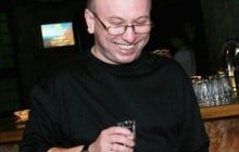 Умер экс-директор и участник рок-группы "Машина времени"