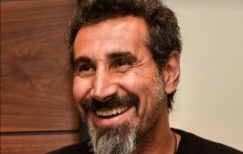 Лідер гурту System of a Down прибув до Вірменії та підтримав опозицію