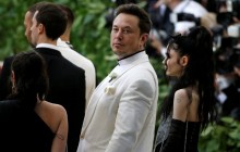 Ілон Маск виставив на продаж два розкішних будинки в Каліфорнії