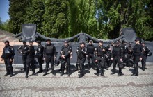 У Львові на День перемоги затримали чоловіка, одягненого у футболку з написом "СССР"
