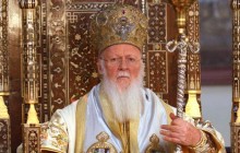 Патриарху Варфоломею передали 10 тысяч подписей в поддержку УПЦ