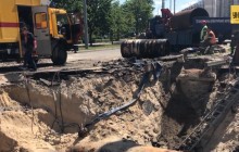 Это провал: в столице автомобили все чаще уходят под землю (видео)