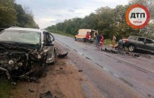 На Кіровоградщині в ДТП загинули 4 людини, у тому числі двоє малолітніх дітей