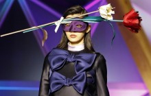 Наоми Кэмпбелл блеснула на самом модном показе в Каннах (фото)