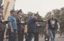Стало відомо, чому ветеран "Азову" відмовився потиснути руку Порошенку (відео)