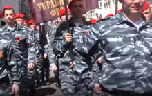 Три підозрюваних у вбивствах на Майдані екс-беркутівця були помічені на ході "Безсмертного полку" у Москві (відео)