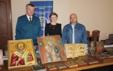 Работники Львовской таможни передали музеям старинные иконы, которые пытались незаконно вывезти из страны