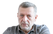 "Зараз Крим – це територія темряви. Коли ти знаєш, що твоє життя ні копійки не варте, світ пережив і більш серйозні трагедії, не відреагувавши, а навколо тебе ці шакали збираються"
