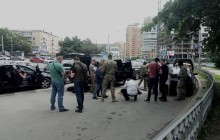 В центре Харькова силовики задержали джип с оружием